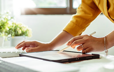 Paralegal Corporate Commercial thumbnail image
